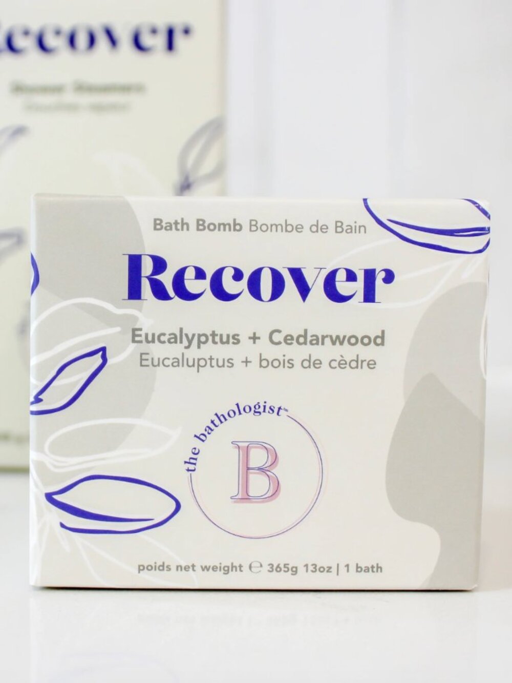 NWT Eucalyptus & Cedarwood Bath Bomb